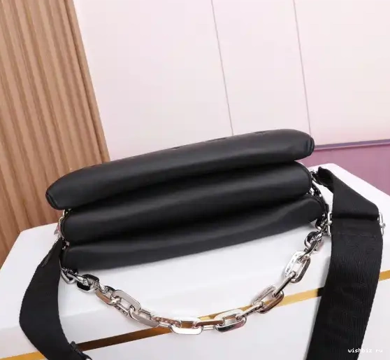 WIS LOUIS PM VUITTON COUSSIN 0629